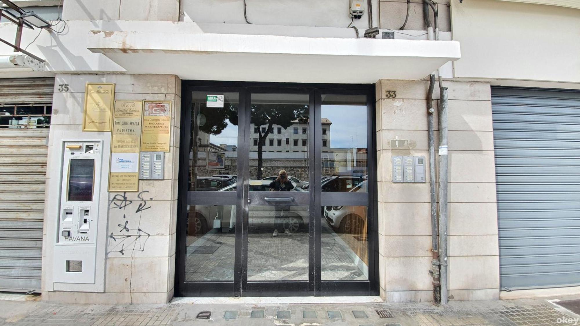Limited Edition Guesthouse Bari Exterior photo